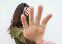 Cómo Lidiar Con Los Primeros Signos Del Envejecimiento De La Piel